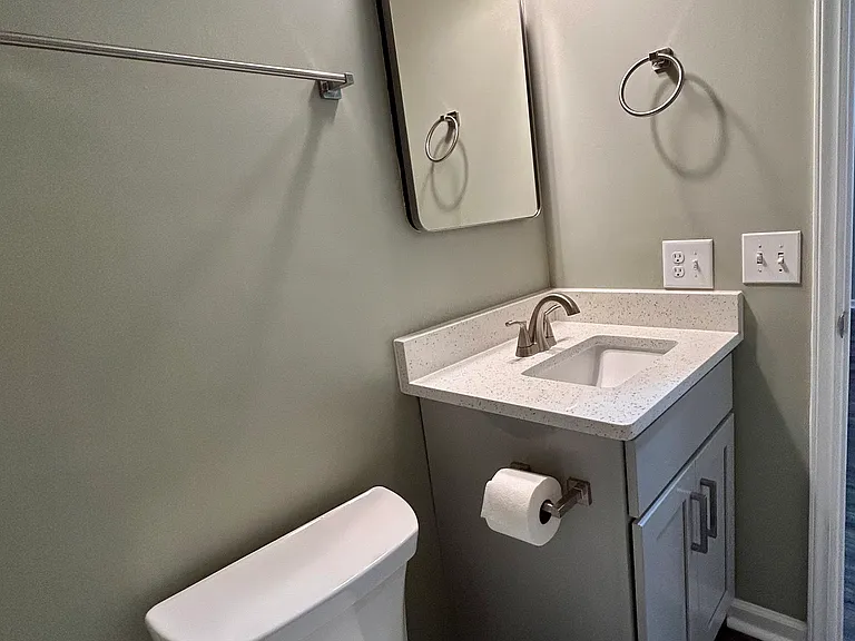 701 Colony Rd — Photo 6