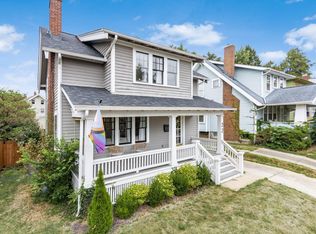 22 E Pacemont Rd, Columbus, OH 43202