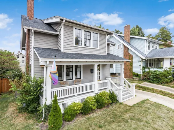22 E Pacemont Rd, Columbus, OH 43202