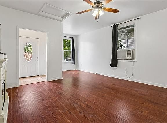 2nd image of 4609 Annunciation St