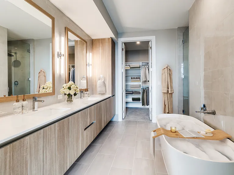 Maple Terraces Residences Penthouse Bathroom