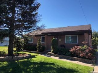 5669 N Gulley Rd, Dearborn Heights, MI 48127