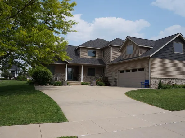 807 Timothy Dr SE, Stewartville, MN 55976