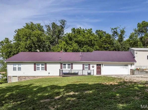 303 Harold St, Crocker, MO 65452