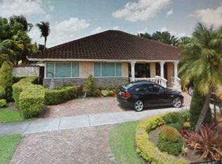 13655 SW 2nd St, Miami, FL 33184