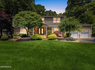 39 Vista Dr, Morganville, NJ 07751