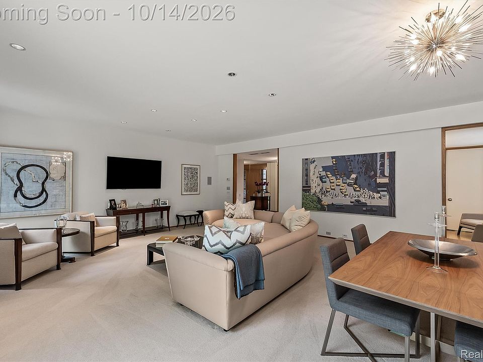 89 Barden Ct, photo 9