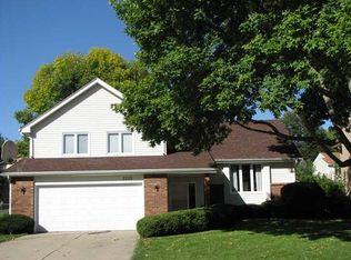 3525 Maple St, West Des Moines, IA 50265