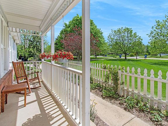 5th image of 2176 McCormick Dr