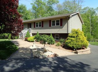 138 Millstone Rd, Millstone Township, NJ 08535