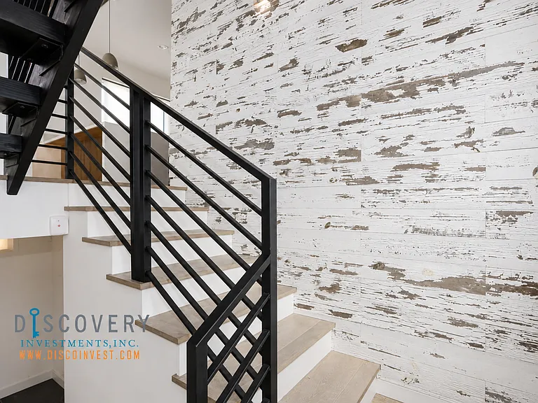 3235 Louise St #C — Photo 31