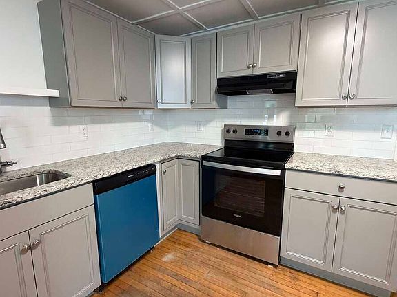 5th image of 8-10 Gaston St #10B