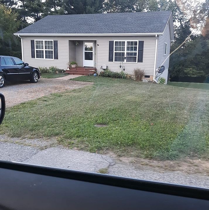 1st image of 710 N High St