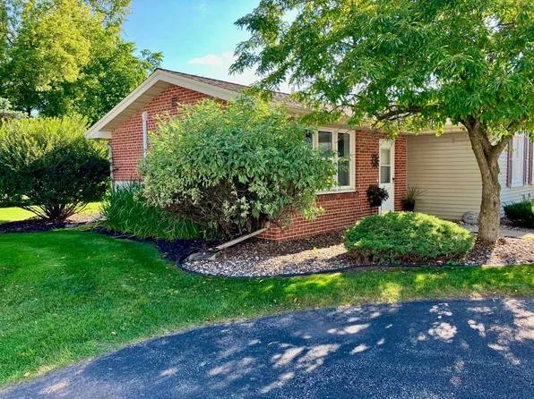 937 S West Ct APT A, Appleton, WI 54915