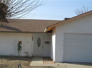 1124 Robin Ave, Hanford, CA