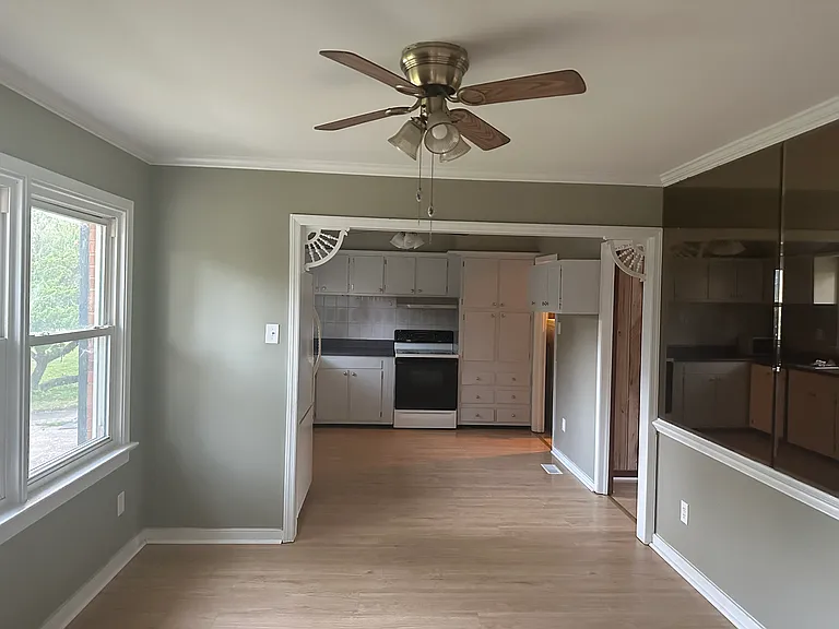 9606 Asbury Ct — Photo 6