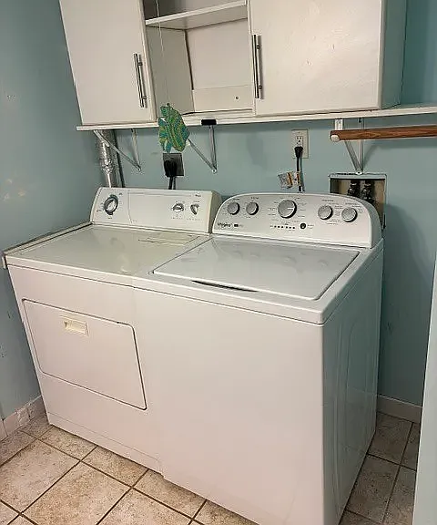 32 Meryl Ct — Photo 5