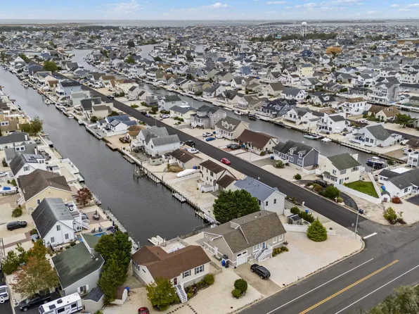 104 Southard Drive, Manahawkin, NJ 08050