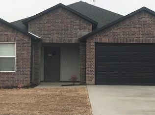 202 Collie Ave, Lowell, AR 72745