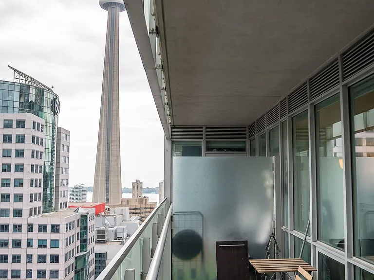 80 John St #2710 — Photo 6
