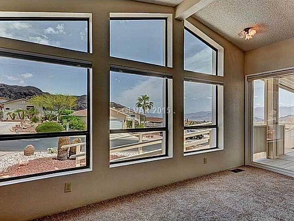 5th image of 607 Lake Superior Ln