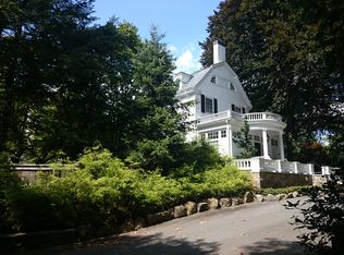 15 Lawrence Rd, Newton, MA 02467