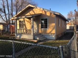 1413 W Lincoln Ave, Yakima, WA 98902