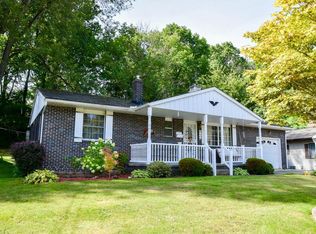 2126 Wedgewood Dr, Akron, OH 44312
