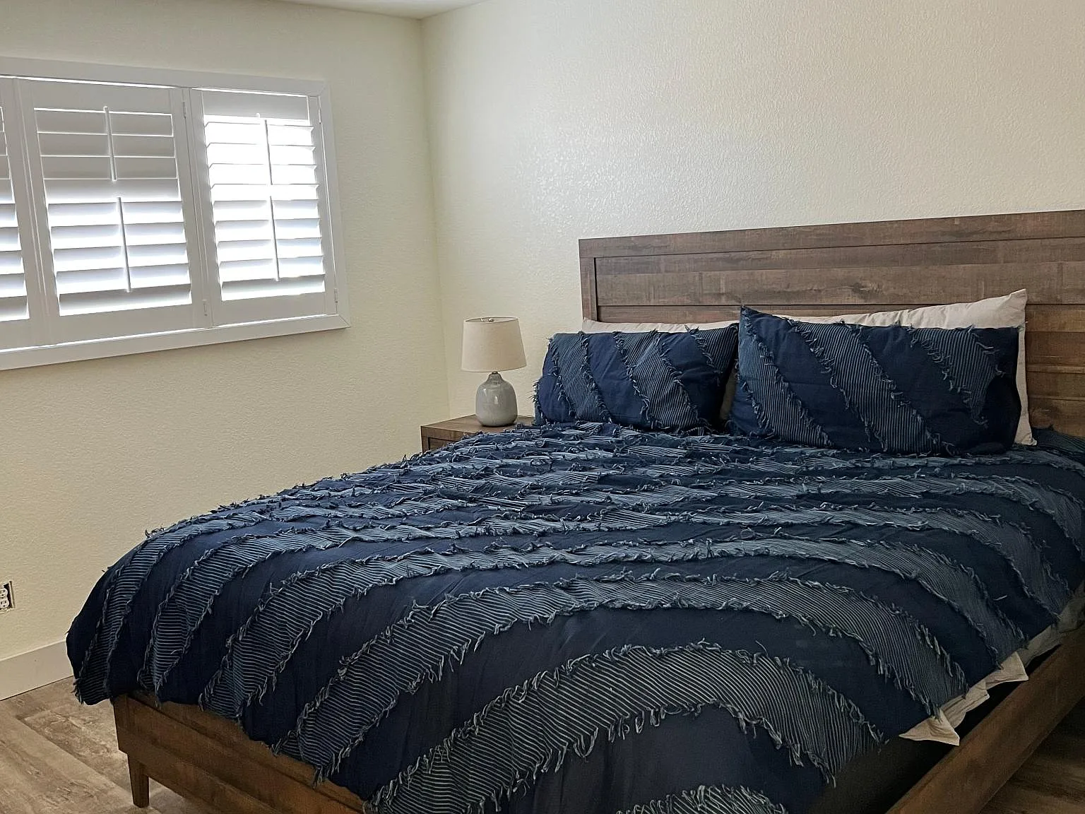 2 bed, 1.5 bath, 1700 sqft, $1,600 — Photo 3