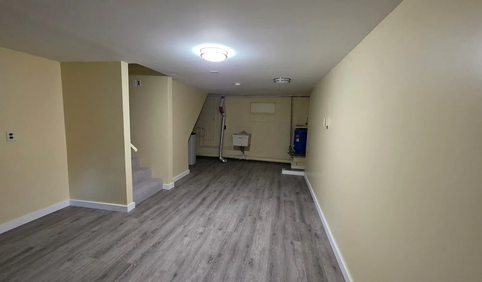 4 bed, 1120 sqft, $2,200 — Photo 1