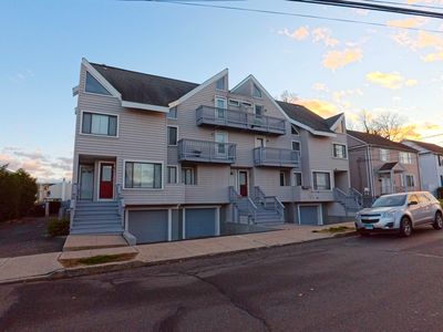 105 Tremont Avenue #2, Bridgeport, CT, 06606