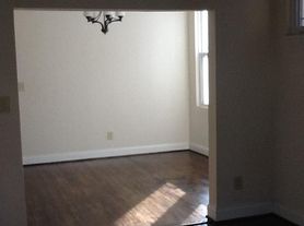 1210 Delafield Pl NW