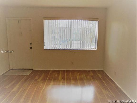 2nd image of 515 S Crescent Dr APT 204