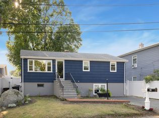 29 Clinton Ave, Saugus, MA 01906