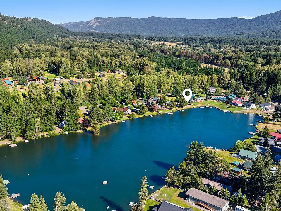 1st image of 241 Wapiti Drive