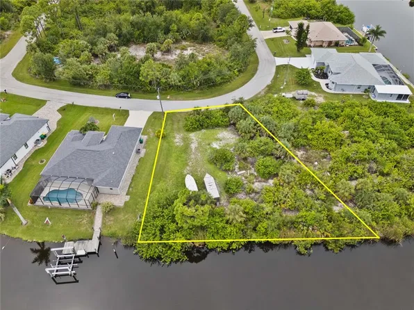 8050 Santa Cruz Dr #23, Pt Charlotte, FL 33981