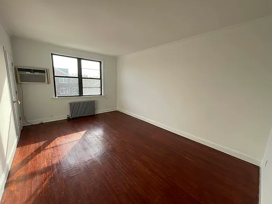 Rented by Voro, LLC | media 8