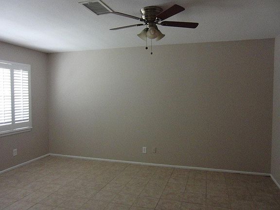4th image of 4412 W Dengar Ave