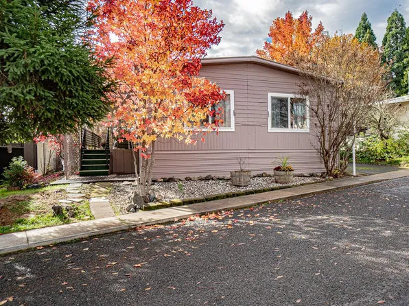1055 N 5th St Unit 87, Jacksonville, OR 97530