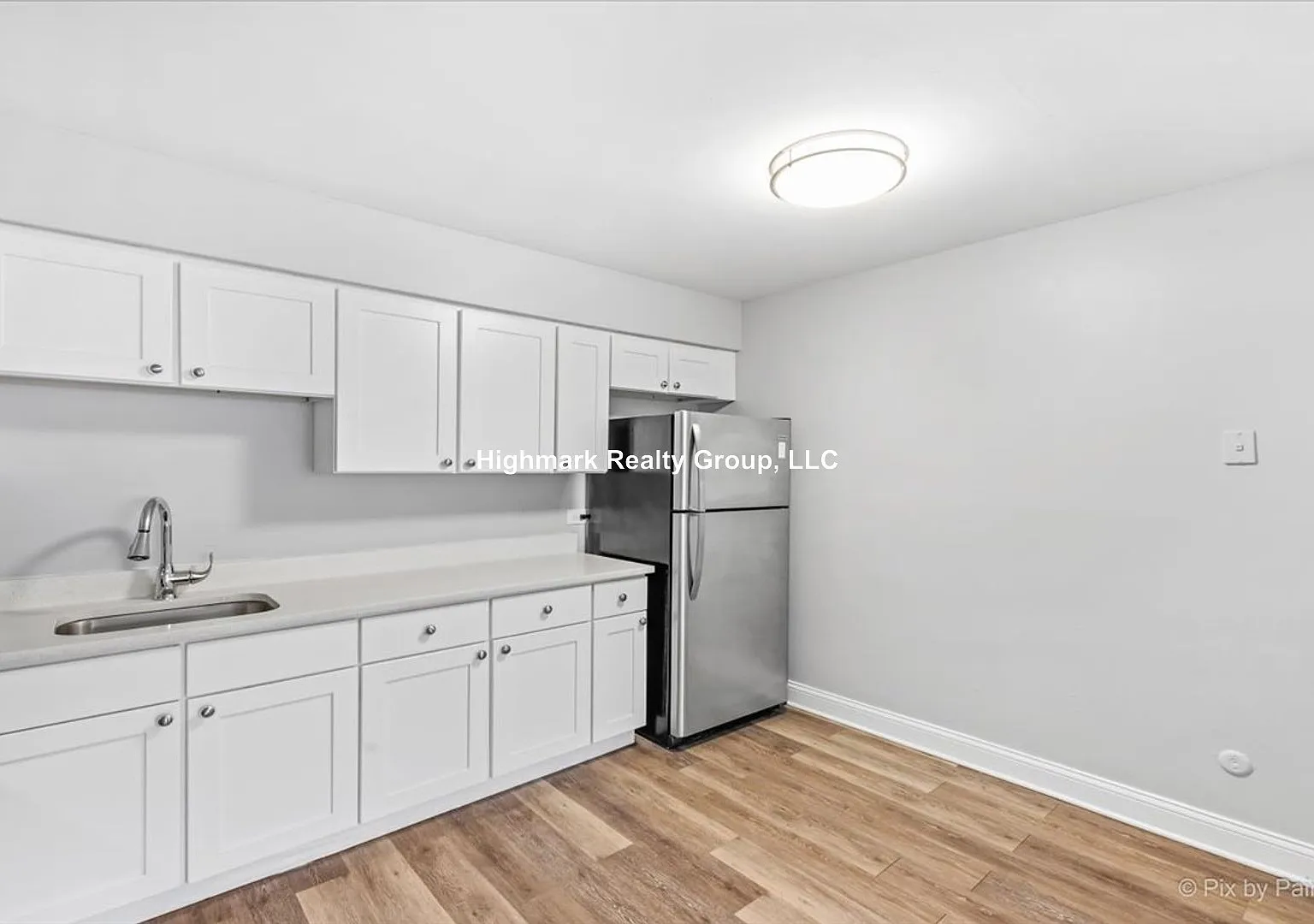 2 bed, 1.0 bath, $1,795 — Photo 2