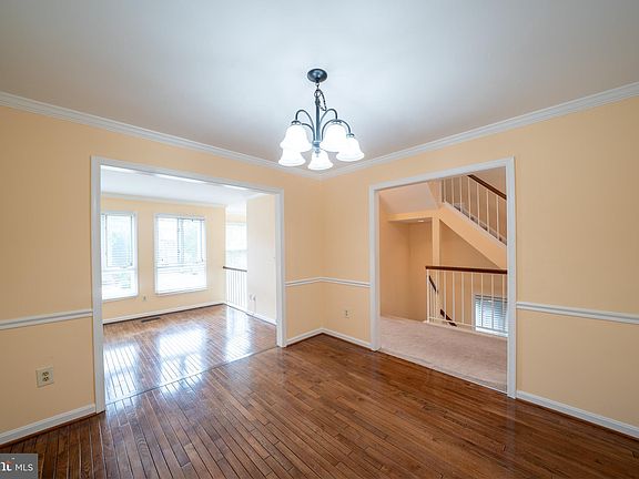 5th image of 10168 Turnberry Pl
