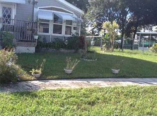 10498 S 228th Ln, Boca Raton, FL 33428