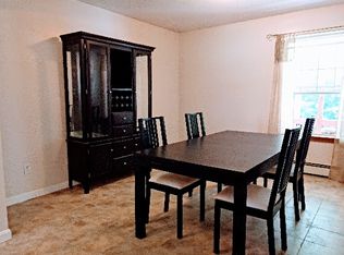 294 Brook Rd, Scotland, CT 06247