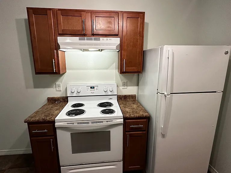 6919 N Palafox St #2 — Photo 4