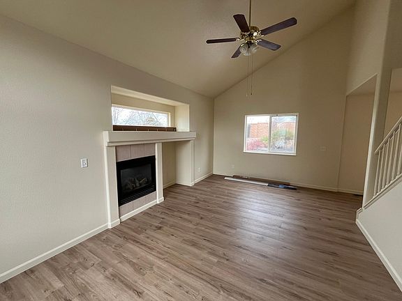 Living room with gas fireplace