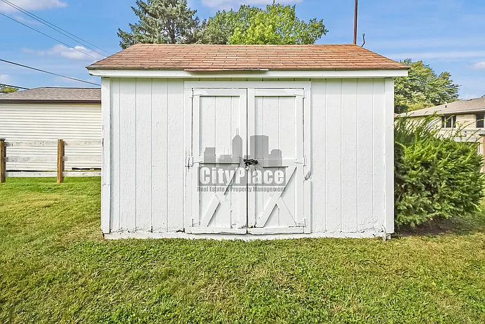 3 bed, 1.5 bath, 1733 sqft, $1,750 — Photo 3