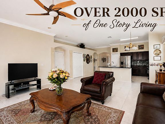 3rd image of 7651 Normande Court