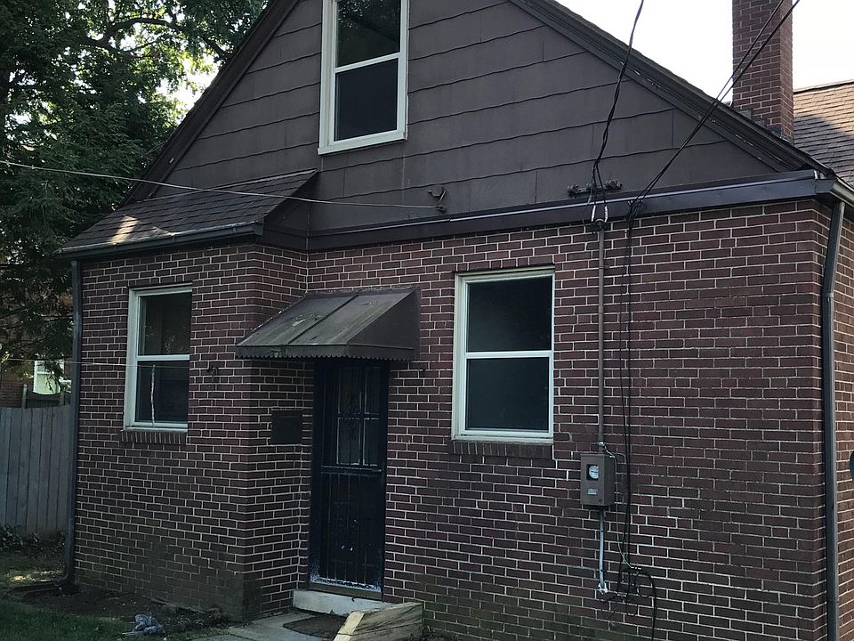 1st image of 18 E North Broadway
