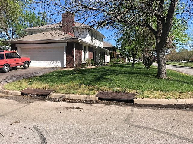 2nd image of 1301 N Westlink Ave