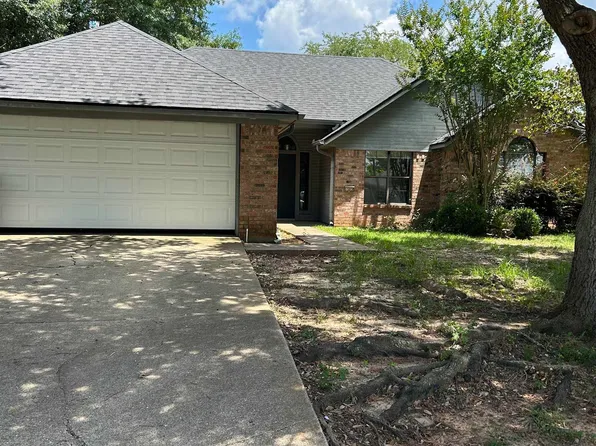 1503 Peach St, Kilgore, TX 75662